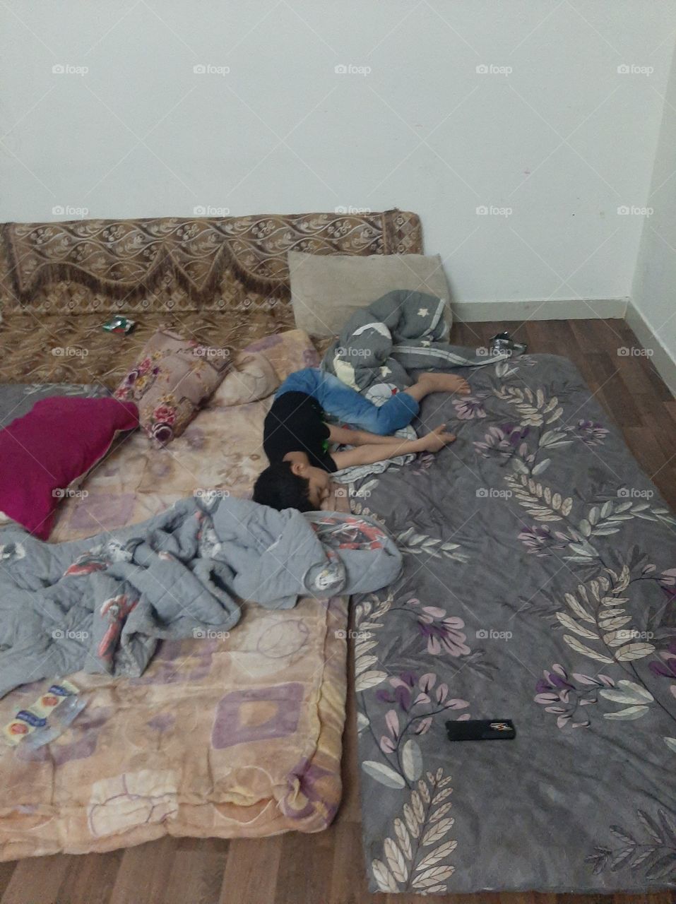 i am poor and need dollars, I have family conditions