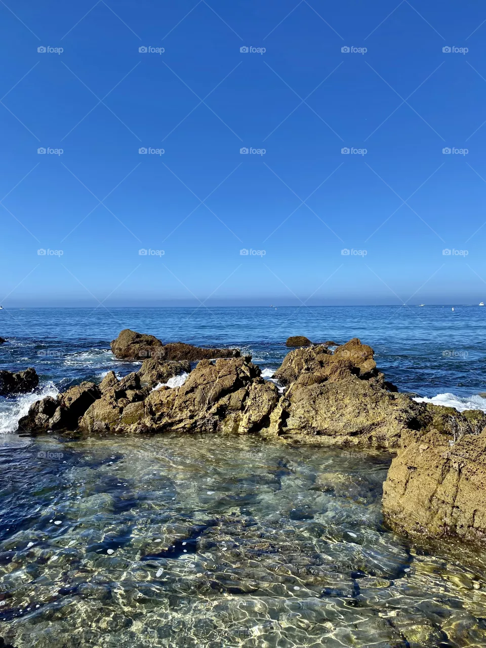Backside of Corona del Mar State Beach 