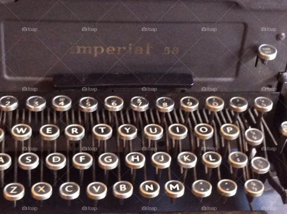 Old school typewriter forever.