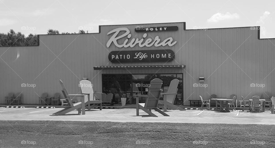 shop store patio grayscale