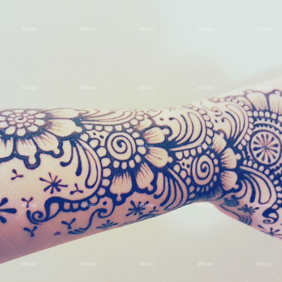freestyle henna tattoo