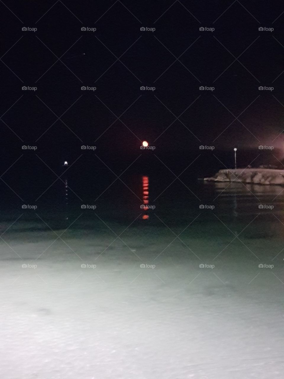 sea night moon