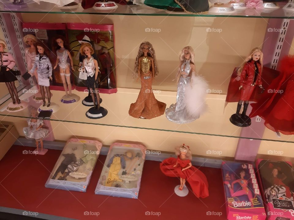 The magic world of dolls