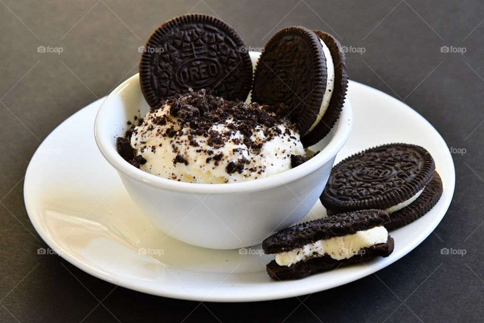 Oreo cookies ice cream