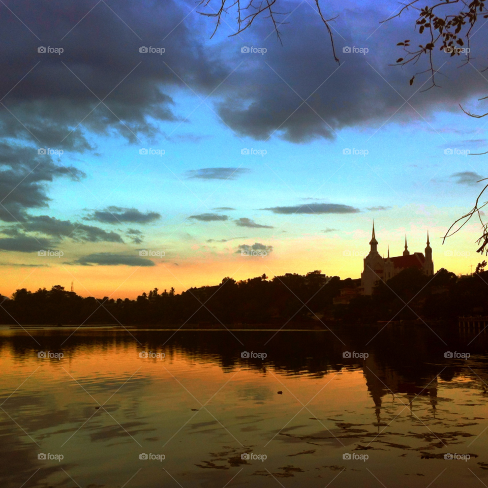 sky sunset water lake by sofarahway