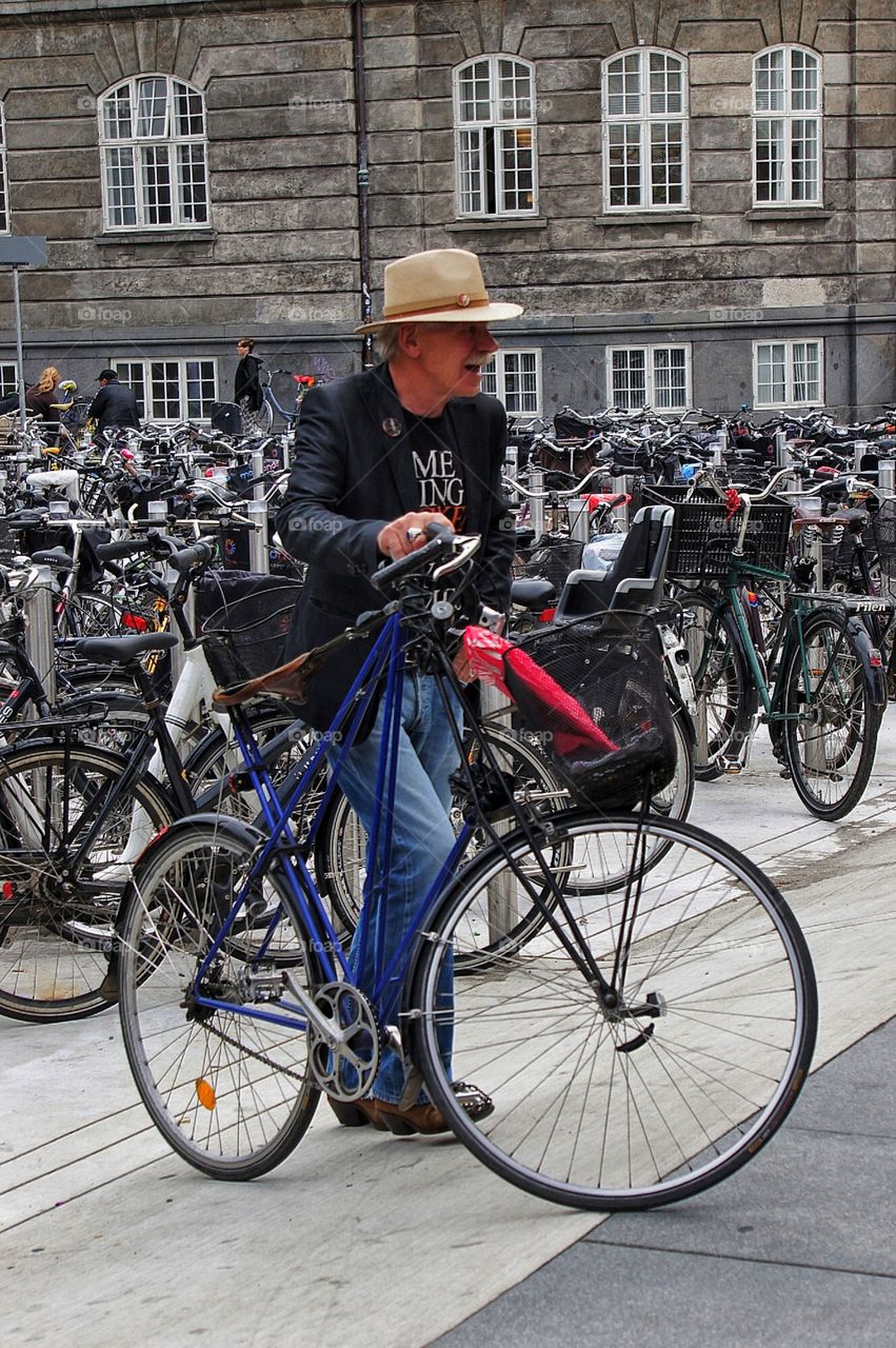 Man & his bike 