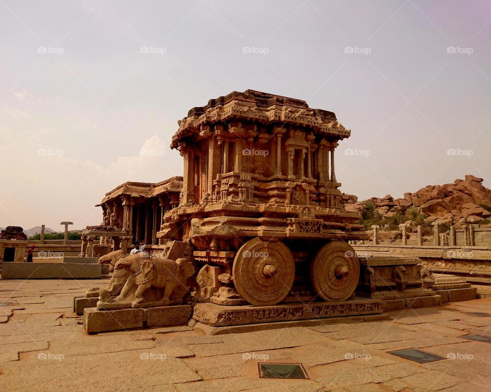 Hampi  - Stone  chariot  - Vijayanagara style