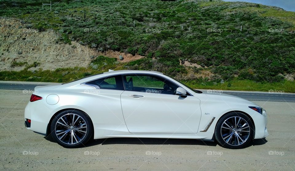 Infiniti Q60 3.0t on Pacific Coast Highway Lookout Area