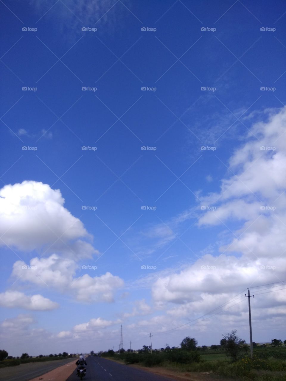 Clouds around my way, Clouds on the way