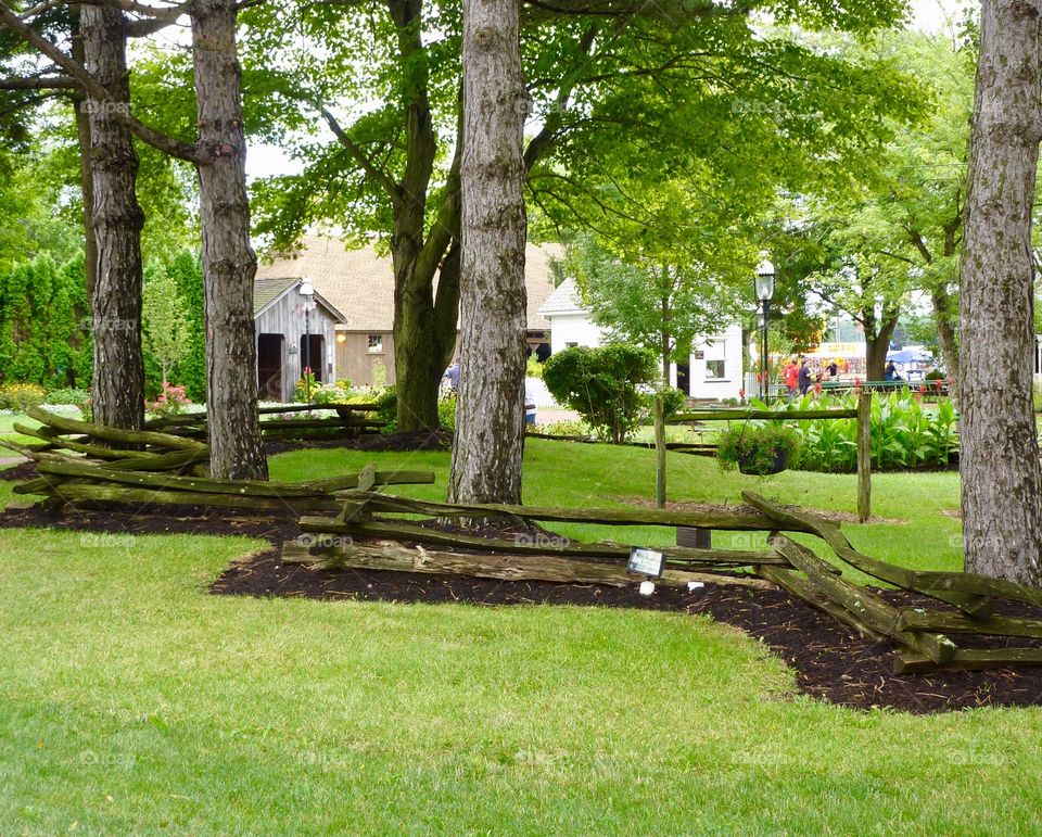 A Crooked Fence This Way Leads