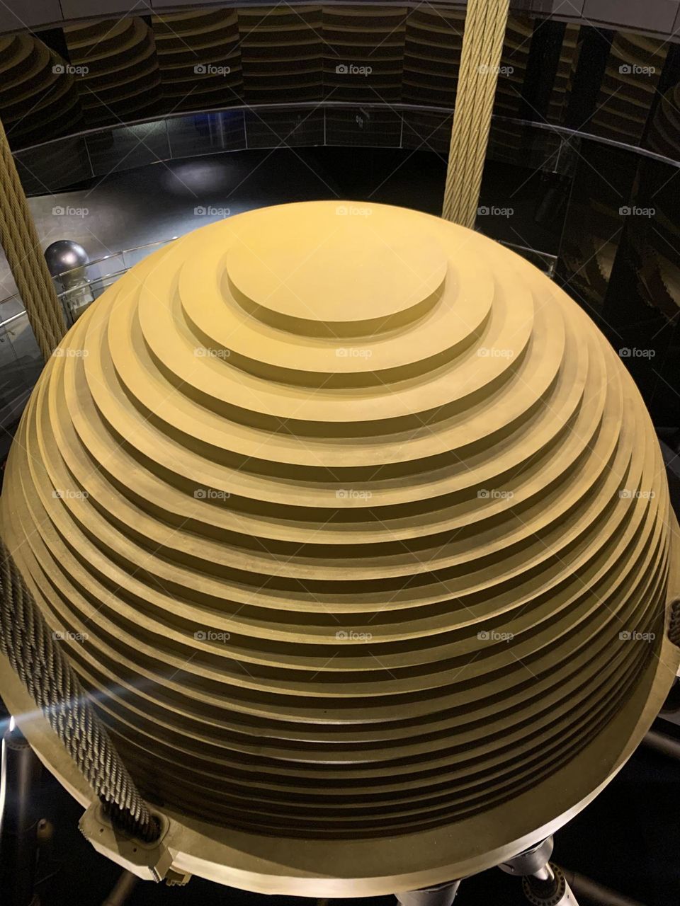 Damper ball in Taipei 101