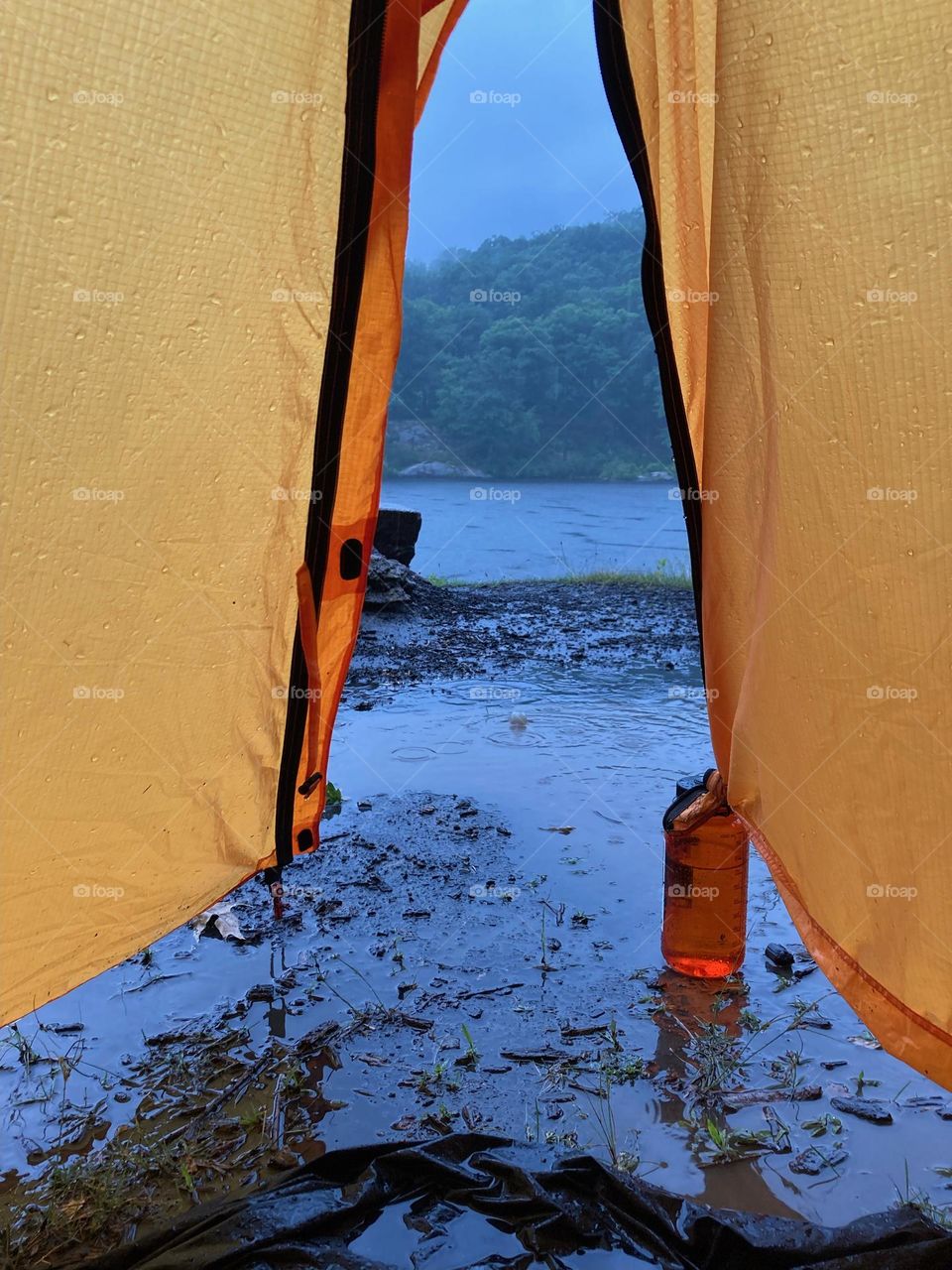 Camping rainy 